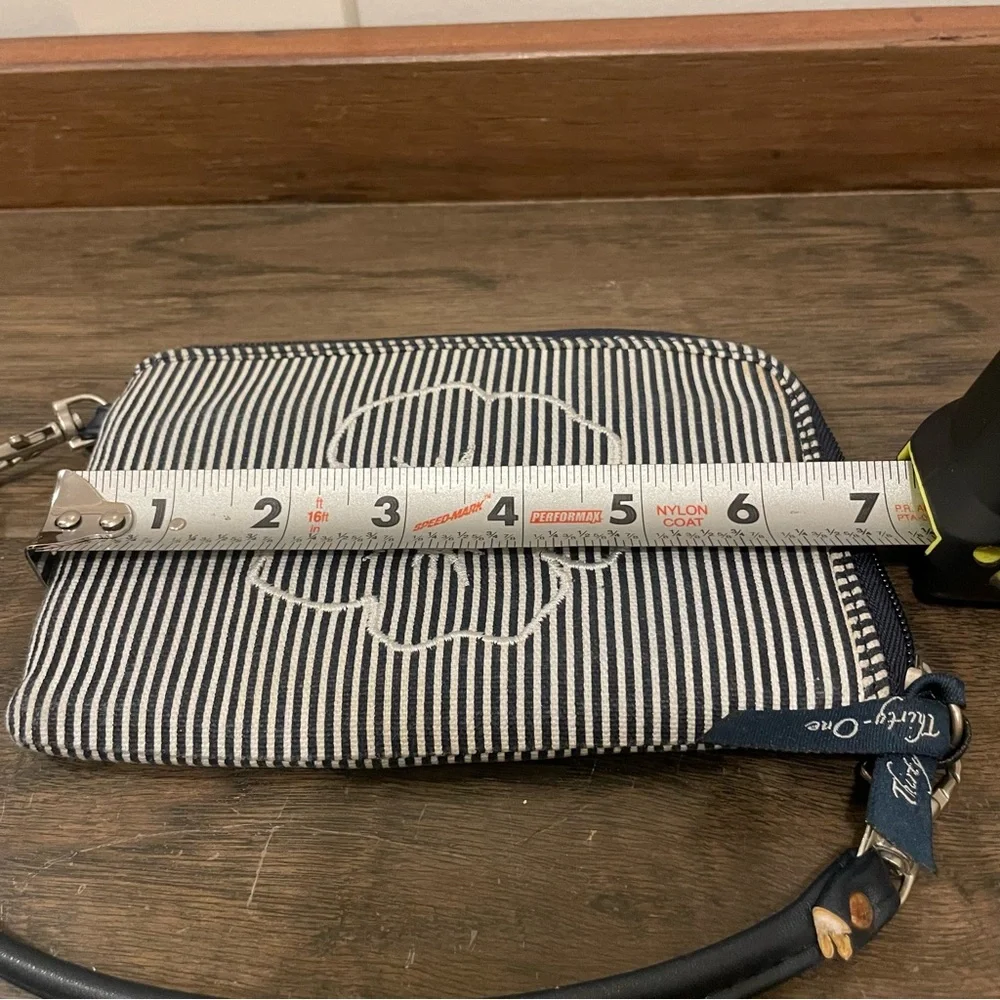 Thirty One Navy Striped Zipper Wristlet w/White Embroidered Flower
